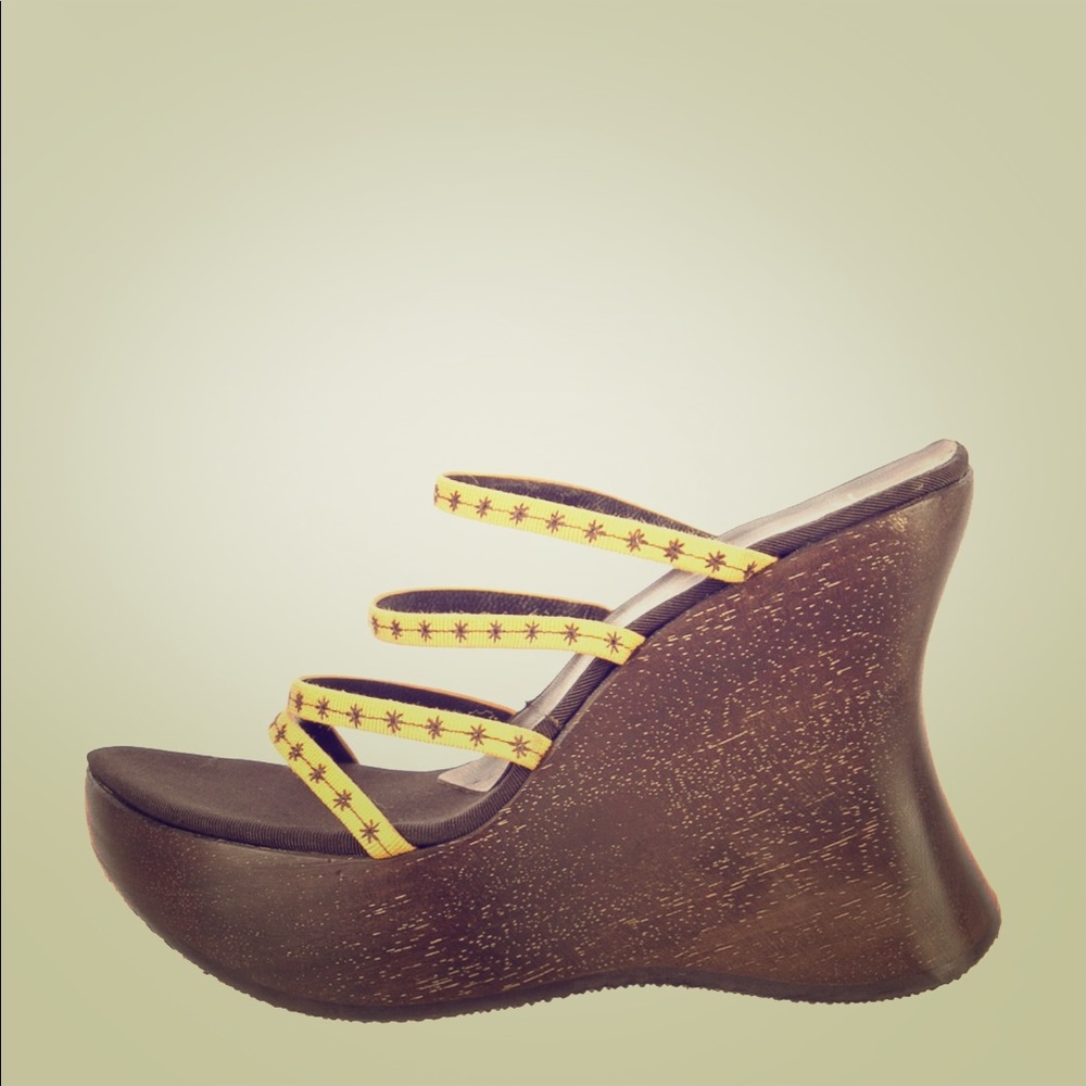 Guiseppe Zanotti wedge sandals